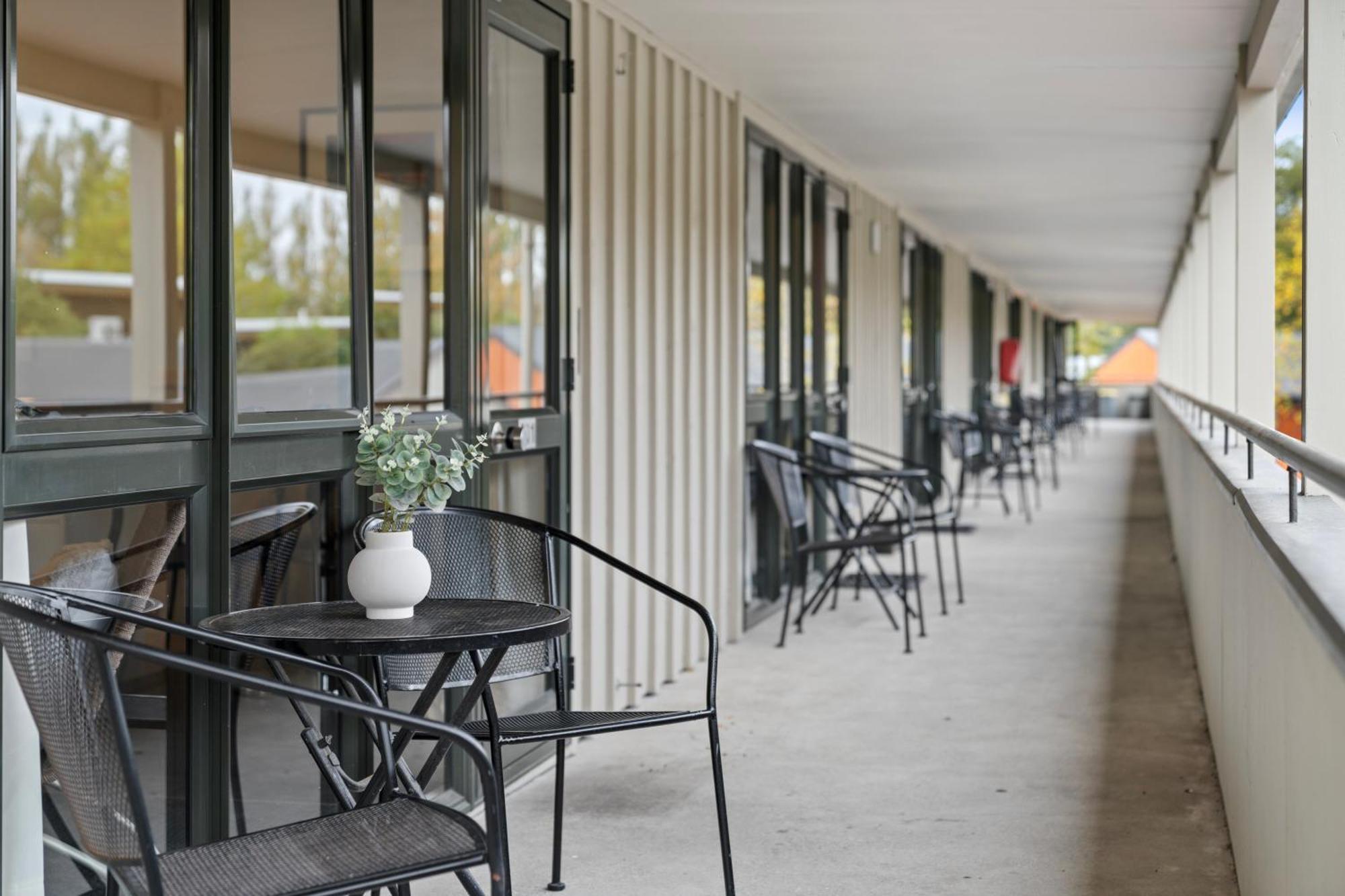 Tasman Holiday Parks - كريستتشيرش المظهر الخارجي الصورة The balcony of the hotel