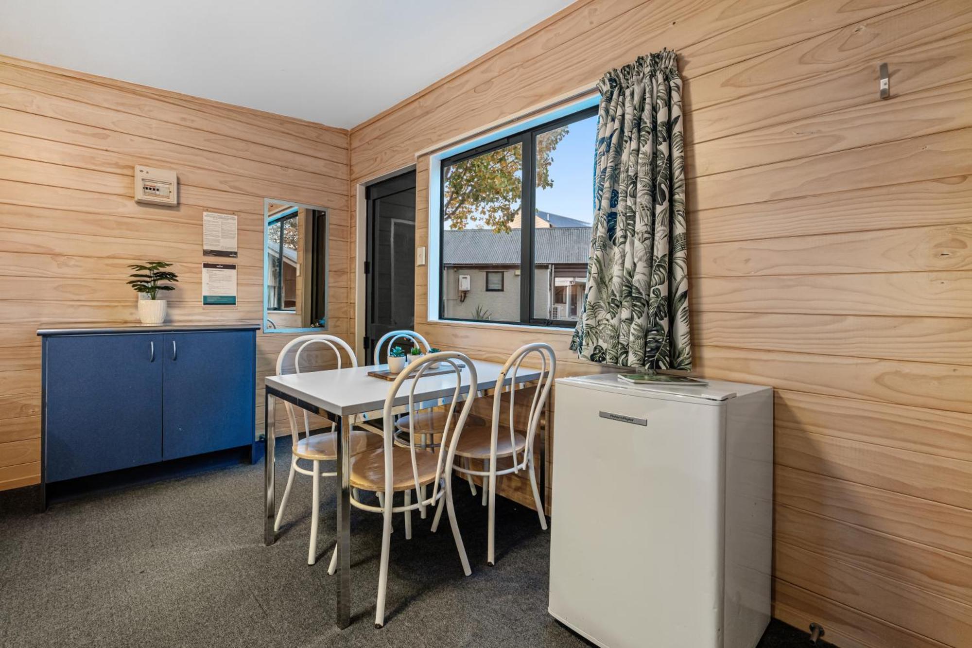 Tasman Holiday Parks - كريستتشيرش المظهر الخارجي الصورة A kitchen in a motel