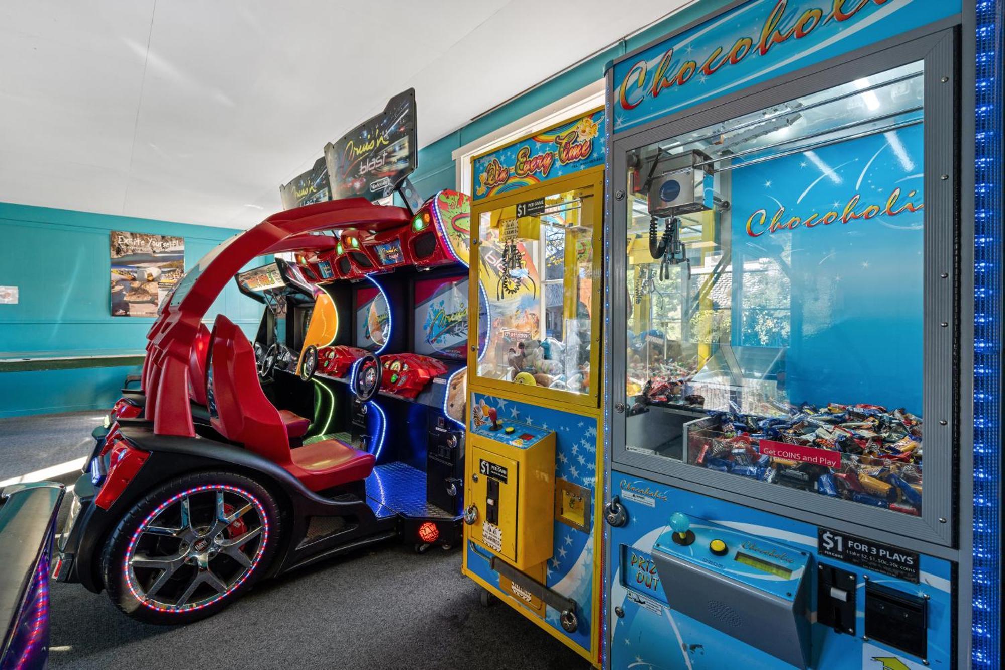 Tasman Holiday Parks - كريستتشيرش المظهر الخارجي الصورة The arcade at the 2012 London Olympics