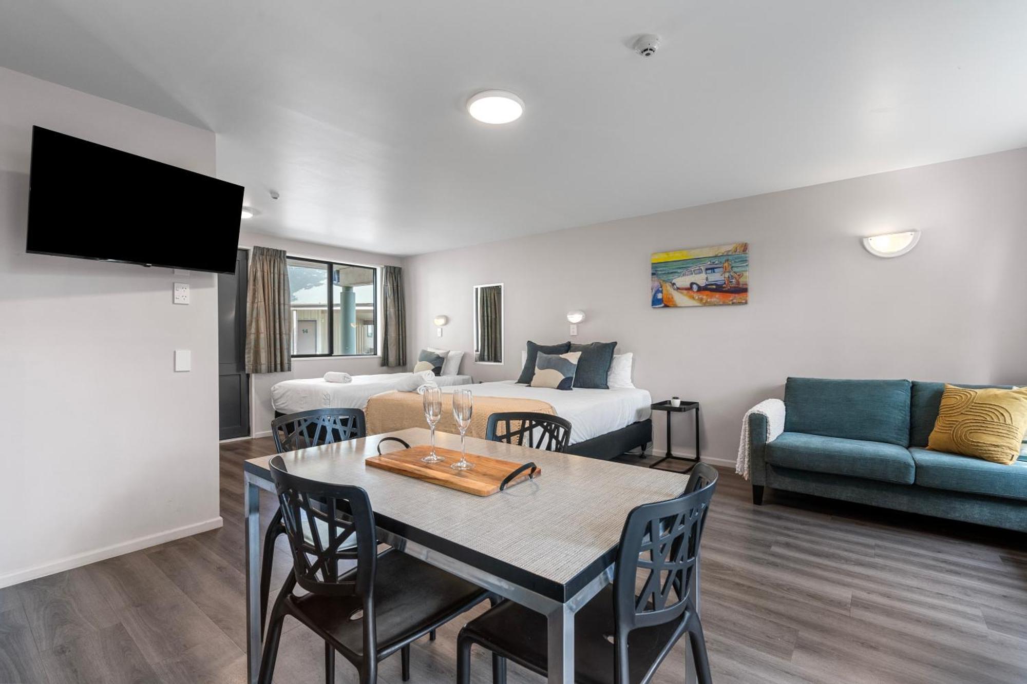 Tasman Holiday Parks - كريستتشيرش المظهر الخارجي الصورة A typical studio apartment